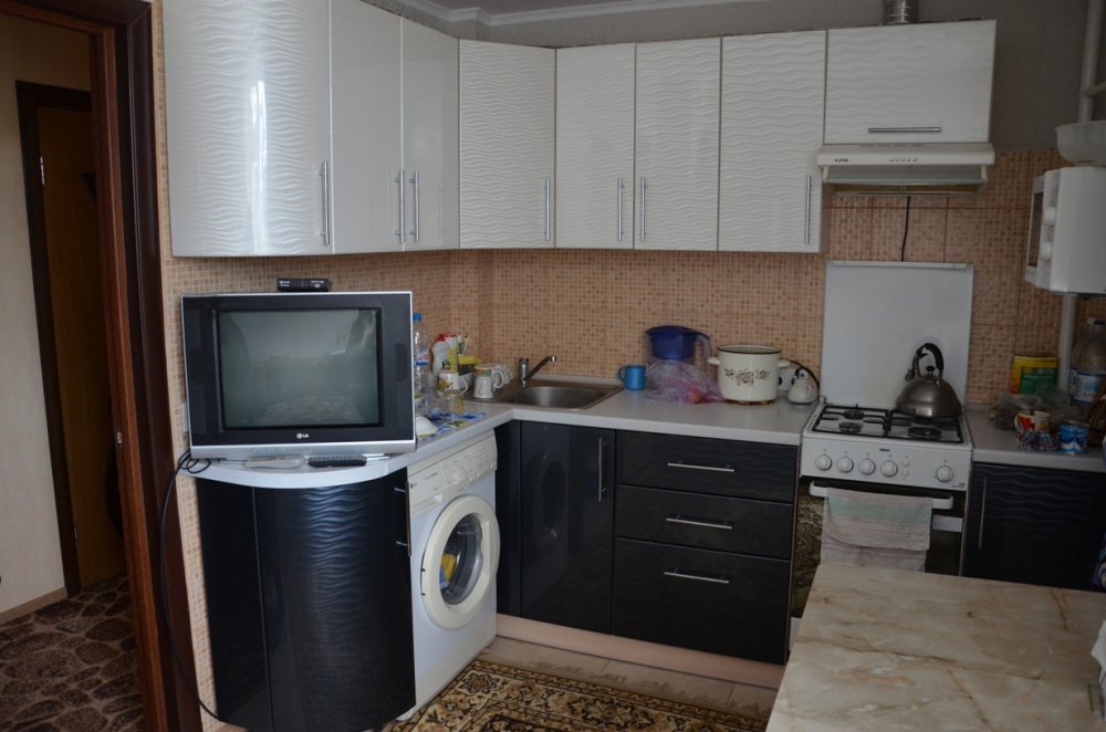 СРОЧНО продам квартиру с ремонтом в Севастополе у МОРЯ.  1-к квартира 39 кв.м на 3 этаже 5-этажного кирпичного дома.... - 1
