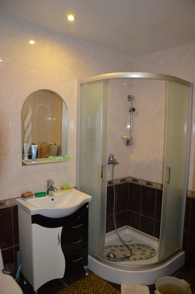СРОЧНО продам квартиру с ремонтом в Севастополе у МОРЯ.  1-к квартира 39 кв.м на 3 этаже 5-этажного кирпичного дома.... - 2