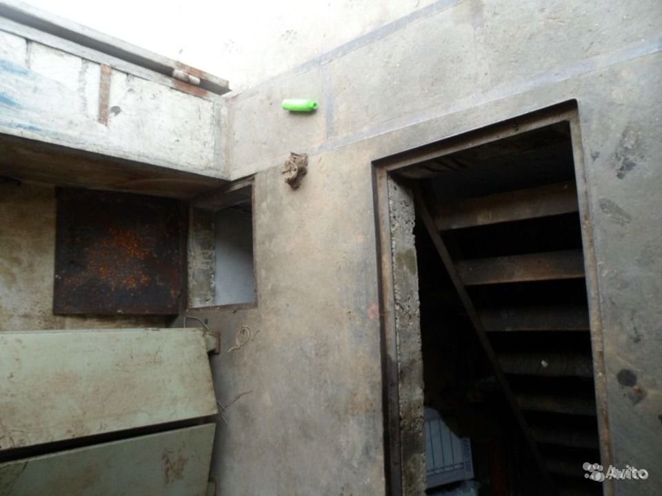 Продам хороший большой гараж с подвалом. Находится в гаражном кооперативе гавань. Первая линия,хорошо просматриваемая... - 3