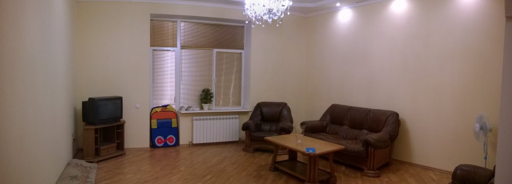Продажа трехкомнатной квартиры улучшенной планировки в элитном доме в городе Евпатории.  В тихом зеленом дворе... - 4