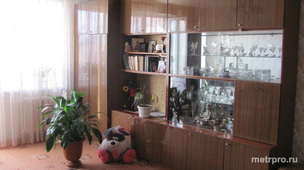 Продается 3х ком. квартира в Б. Казачья . Квартира на 3/5. Все комнаты раздельные(18/12/9 ) кухня большая 12 кв.м....