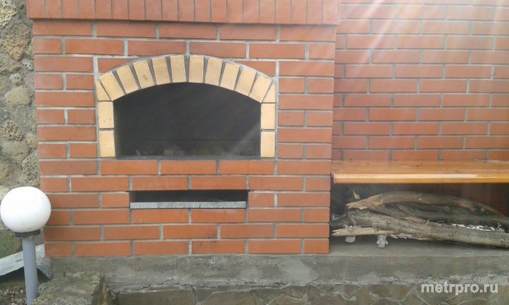 Деревянный дом из   3-х. комнат, со всеми удобствами у моря .  Есть двор и мангал . - 8
