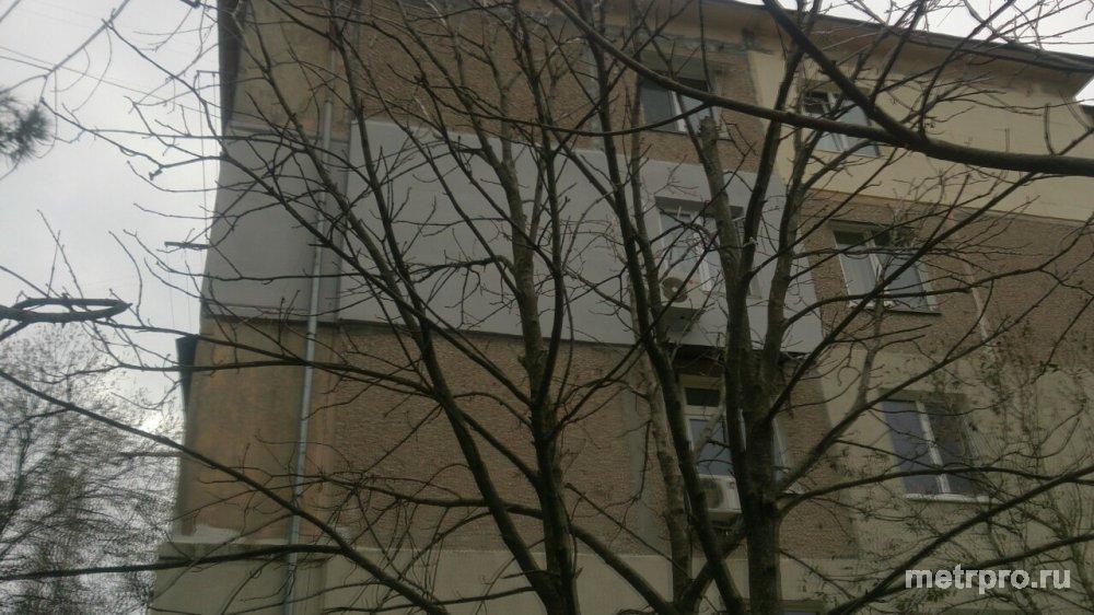 Продам свою уютную 1-комнатную квартиру в Крыму, в городе Ялта в хорошем районе по улице Свердлова, 75. Рядом... - 11