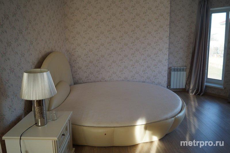 Продажа великолепного дома в классическом стиле в Евпатории.  Дом расположен в Евпатории, в обособленном коттеджном... - 21