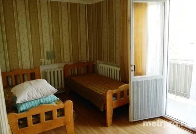 г Феодосия, пгт Ордожиникидзе, улица Нахимова, 2 ком квартира, 46 кв метров Продается 2 комнатная квартира, находится... - 4