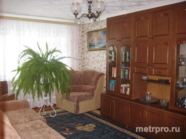 пгт Приморский, ул Просвещение 1, 3 ком квартира, 69,5 кв м  Продам 3 ком квартиру, 69,5 кв м, 4 этаж, 2 балкона....