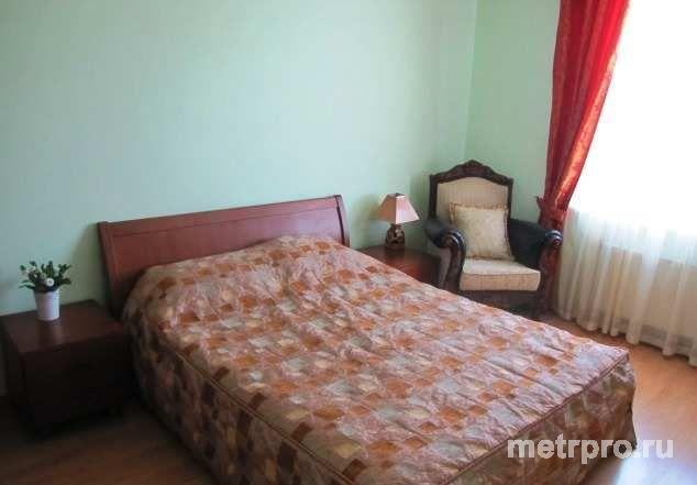 г Феодосия, ул Десантников, 5 ком квартира, 145 кв м Продаю 5-ти комнатную, двухуровневую квартиру с ремонтом мебелью...