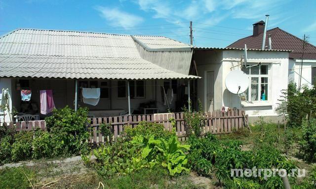 с Ближнее, ул Феодосийская, дом 108,5 кв. м, участок 6,7 сотки.В доме газ,вода,свет.Вода постоянно.Установлен 2-х... - 25