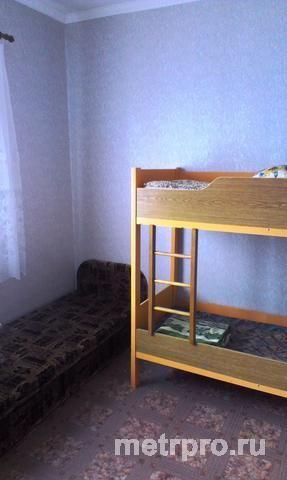 пгт Приморский, ул Дружбы, дом 110 кв. м, участок 6 соток.Так же есть 13 номеров для размещения отдыхайщих,площадью... - 19