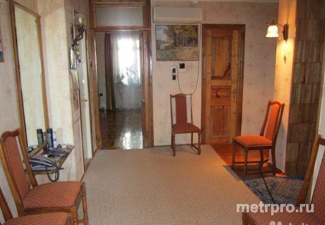 г. Феодосия  бул. Старшинова. Продается  3 комнатная квартира. Квартира находится на  1 этаже 5 этажного дома, 2... - 11