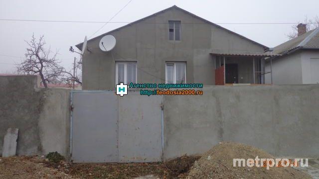 г. Старый Крым, ул. Октябрьская. Продажа, дом 108 кв.м, участок 6 соток.В доме 4 комнаты,кухня 10 кв.м.На участке...