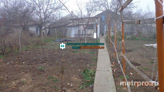 г. Старый Крым, ул. Октябрьская. Продажа, дом 108 кв.м, участок 6 соток.В доме 4 комнаты,кухня 10 кв.м.На участке... - 19