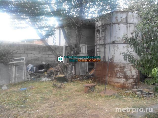 г Феодосия, ул Панова. Продажа двухэтажной дачи. На первом этаже комната и кухня, на втором этаже 3 небольшие... - 15