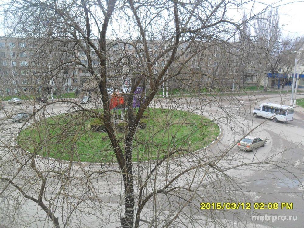 Продам квартиру самый центр города!  •	рядом почта, школа, автостанция, магазины  •	в 100 метрах от дома море, парк.... - 15