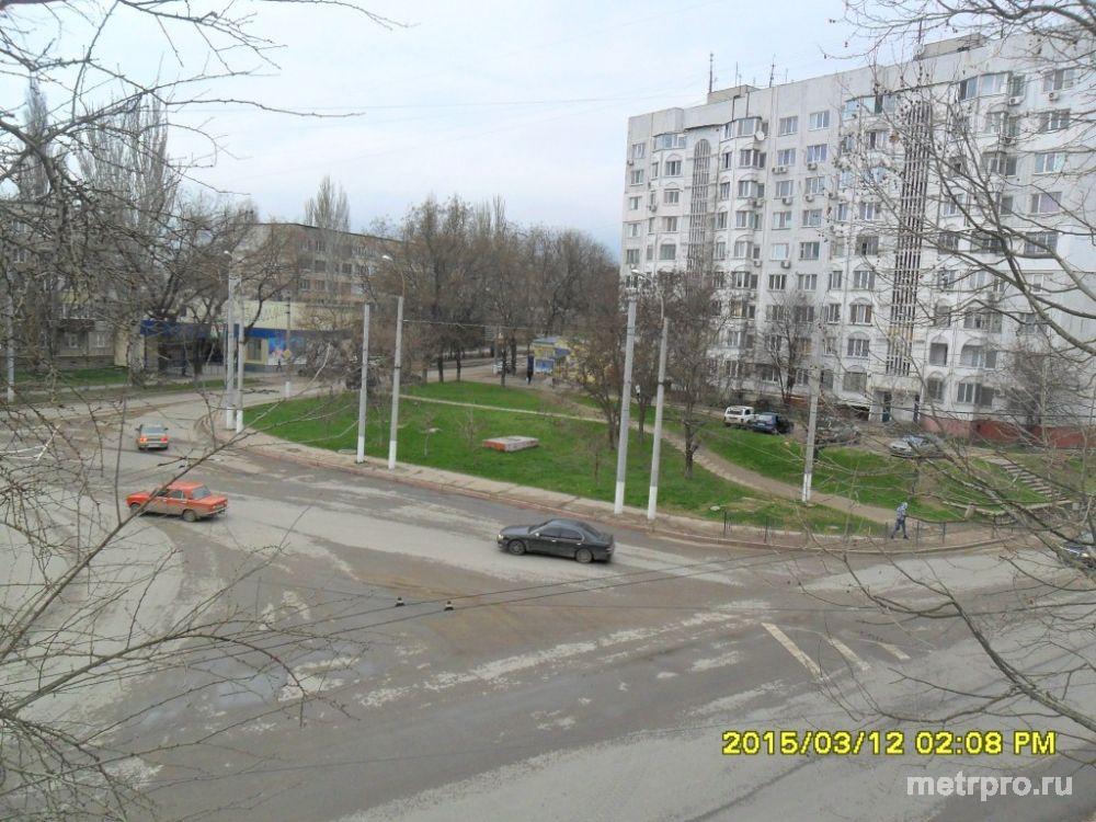 Продам квартиру самый центр города!  •	рядом почта, школа, автостанция, магазины  •	в 100 метрах от дома море, парк.... - 16