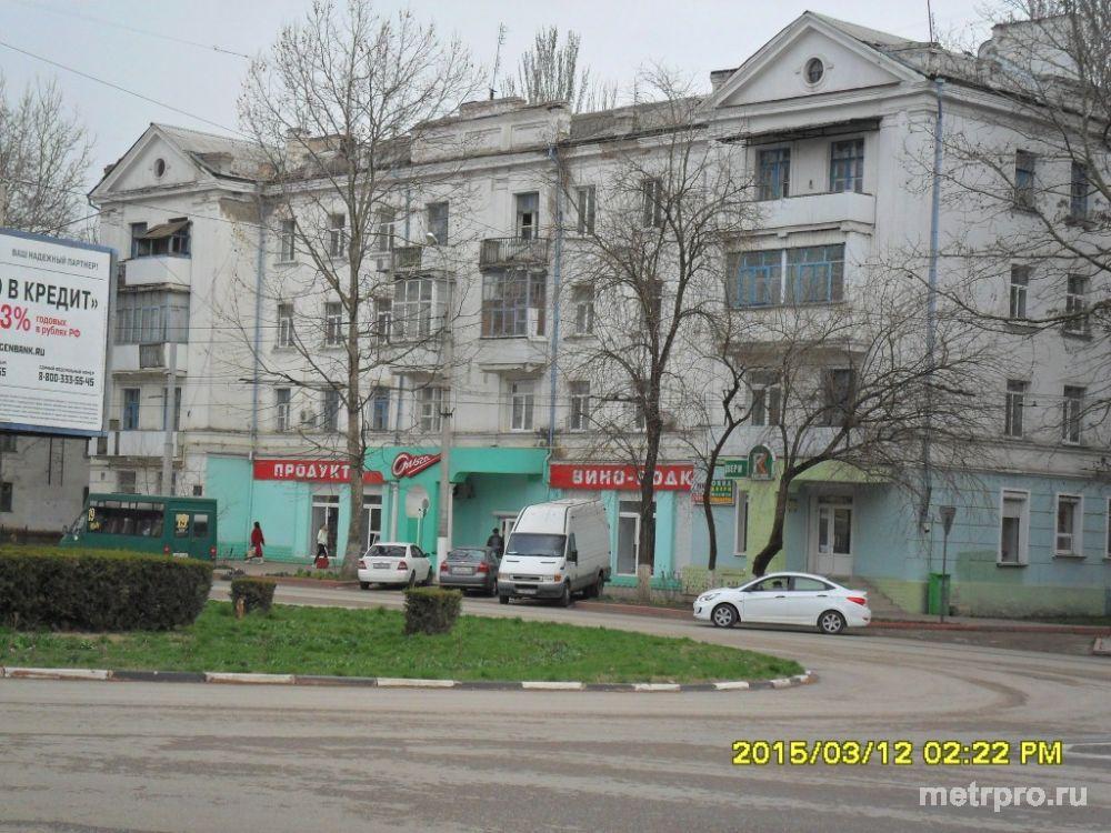 Продам квартиру самый центр города!  •	рядом почта, школа, автостанция, магазины  •	в 100 метрах от дома море, парк.... - 18