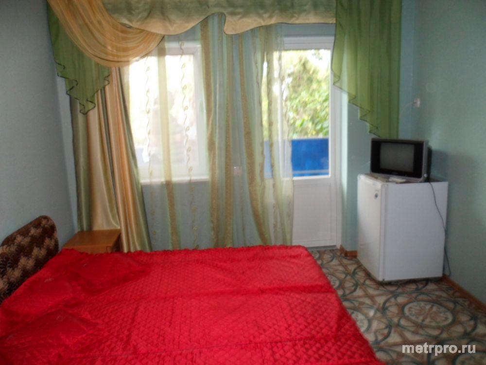 Частный пансионат  2006 года постройки. расположен в 6 ти -  минут от моря в одном из живописных уголков крыма в... - 9