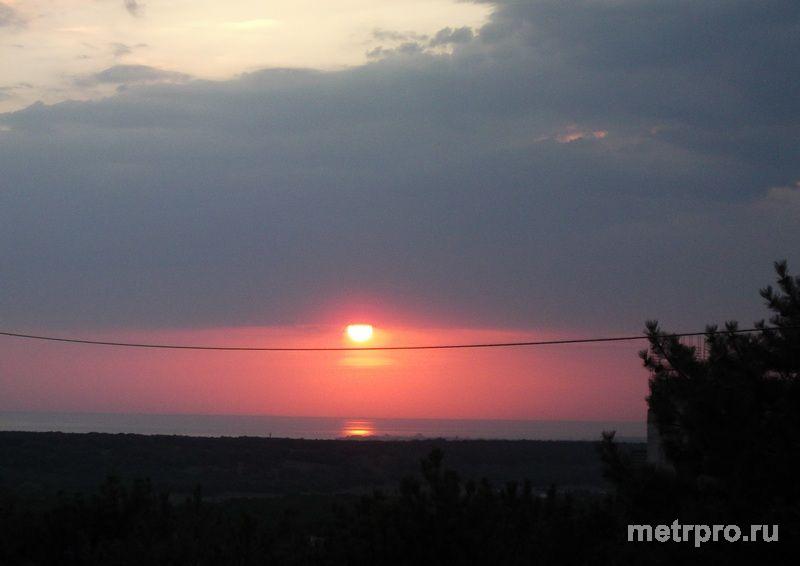Продам летнюю дачу на мысе Фиолент в садовом товариществе Скиф с городской водой и светом. Участок 4 сотки...