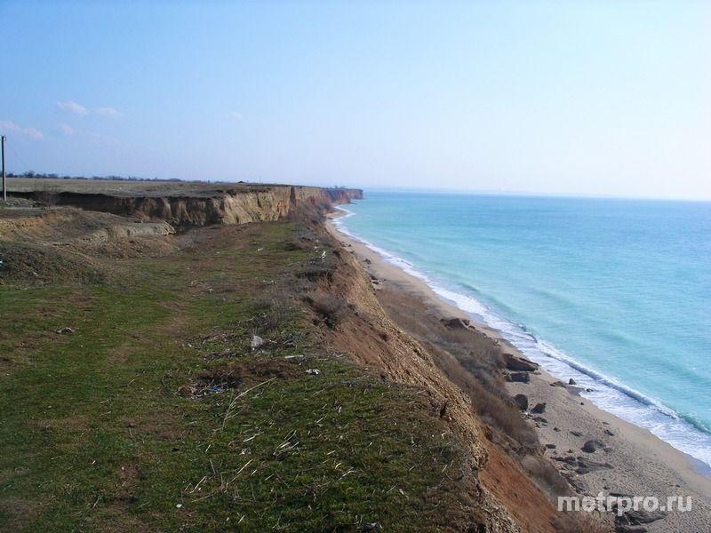 Продам участок под жилое строительство в пгт Кача у моря. 1 линия от пляжа, рядом спуск. Все коммуникации по границе...