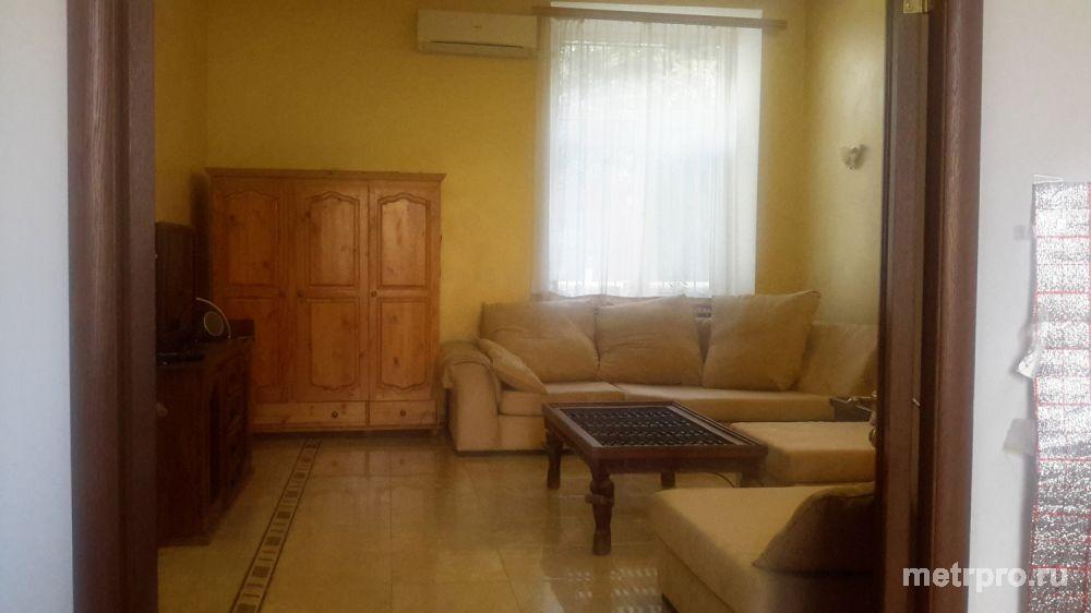 Продам квартиру 3-к квартира 103.2 м на 2 этаже 2-этажного кирпичного дома Шикарная квартира в историческом центре... - 1