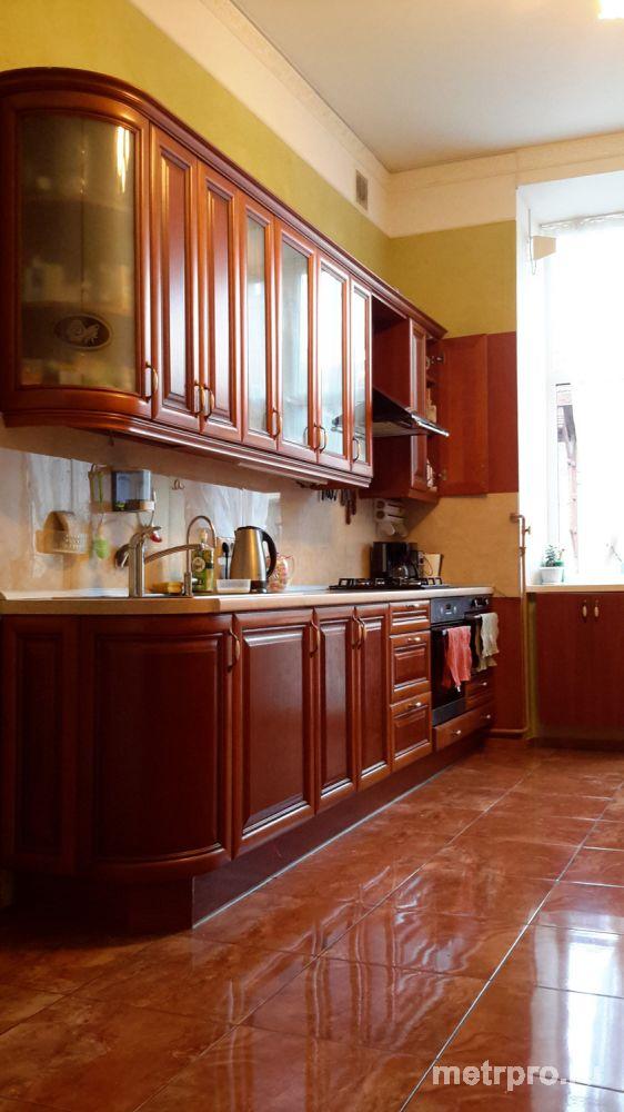 Продам квартиру 3-к квартира 103.2 м на 2 этаже 2-этажного кирпичного дома Шикарная квартира в историческом центре... - 4