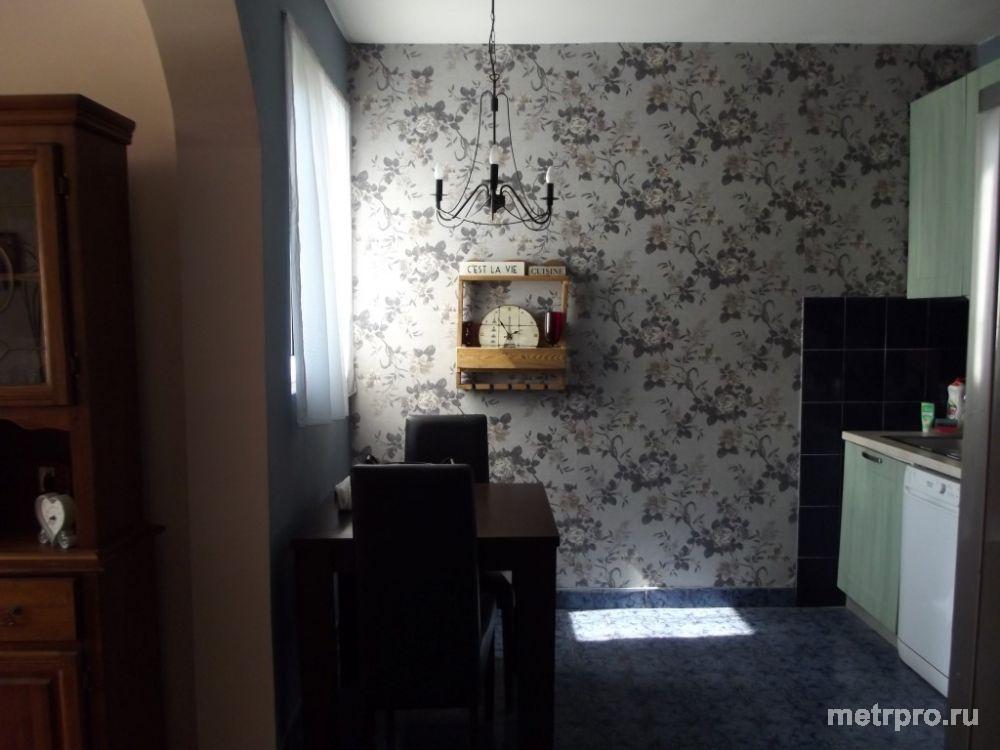 Собственник продаёт или меняет на Ялту просторный, 5ти-комнатный дом с садом на участке 570 кв м. на черногорском... - 4