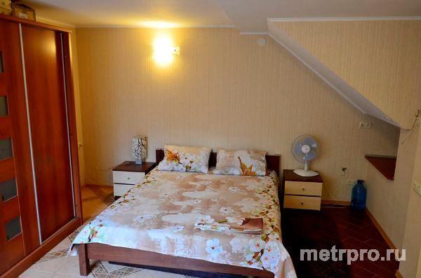 Продам свой 2-х этажный домик в Ялте по ул. Спендиарова (Кривошта, автовокзал).    Тихий, зеленый, спальный район.... - 5