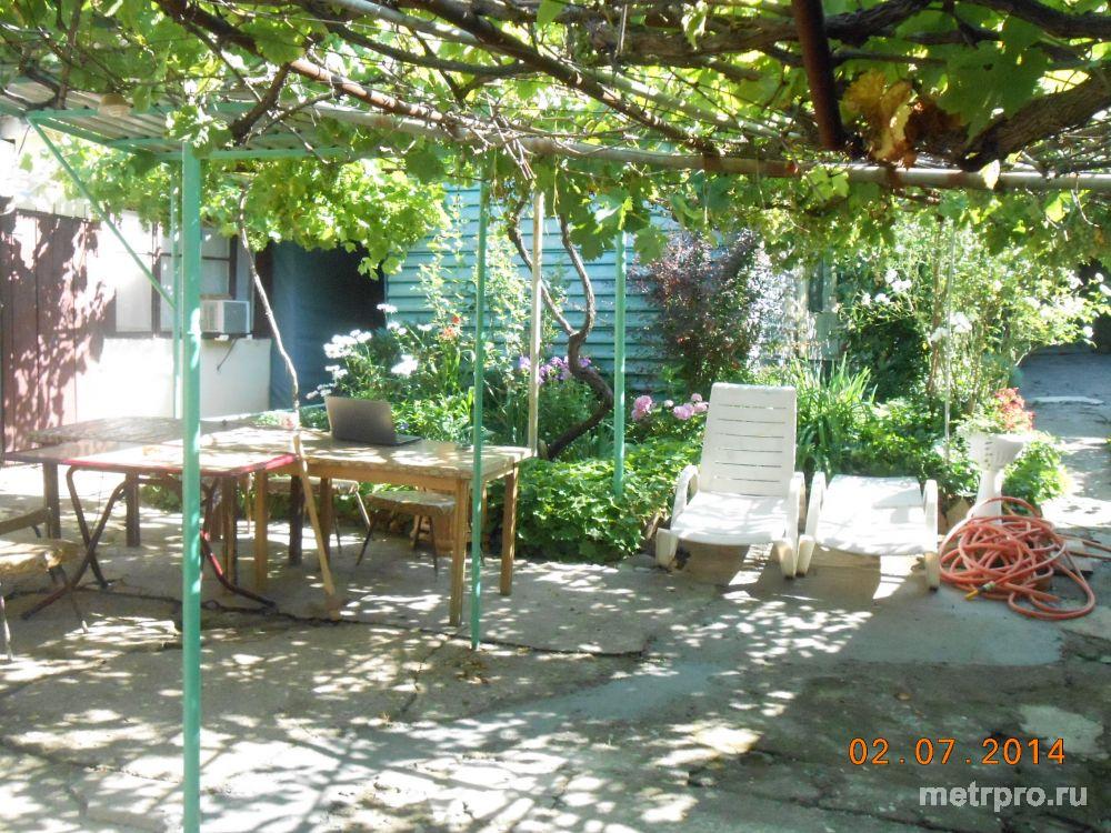 ДОМИКИ в ЛАЗУРНОМ(Алушта) (размер 2,5 х 4 м). Сделаны из толстого природного материала «ракушка». В них не жарко,... - 4