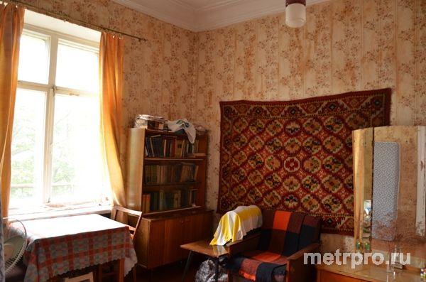 Трехкомнатная квартира в доме Сталинской постройки в центре Севастополя на ул. Советская(центральный холм). Квартира... - 5