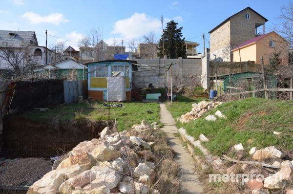 ДАЧА В СТ ПАРУС, РАЙОН УЛ. СИМОНКА, РАДИО ГОРКА.  Третья линия от песчаного пляжа. Участок 4,5 сотки, выход участка... - 8
