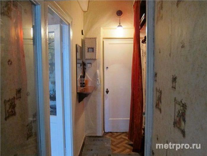1-комнатная квартира, брежневка, 5/5, Острякова 90, напротив Океана. Общая площадь 30,8 кв.м., комната 17,4 кв.м.,... - 7