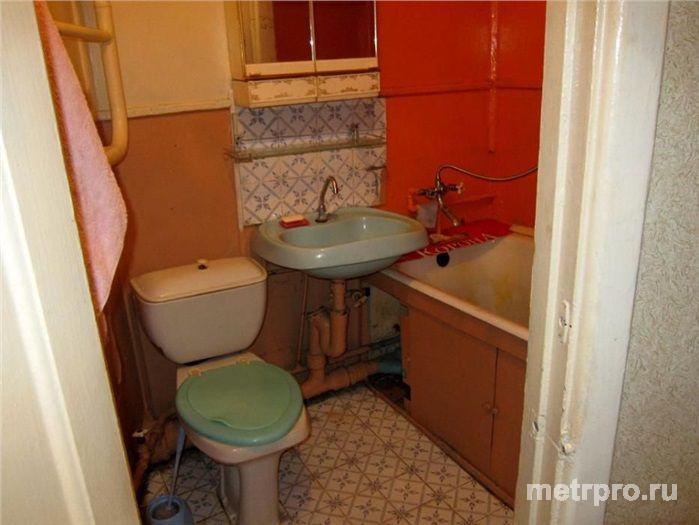 1-комнатная квартира, брежневка, 5/5, Острякова 90, напротив Океана. Общая площадь 30,8 кв.м., комната 17,4 кв.м.,... - 8