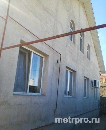 Продаю жилой дом 150кв со всеми условиями свет, газ, вода, на 8 сотках в хорошем состоянии. Требуется наружная... - 1