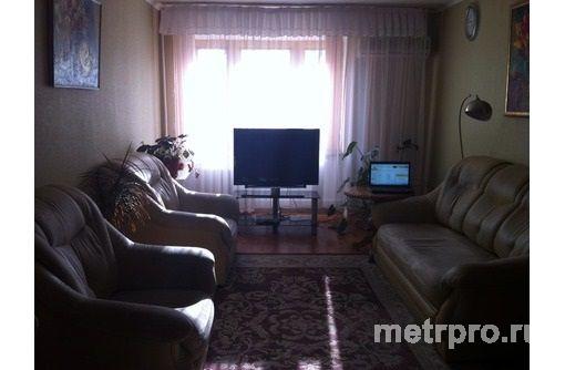 Продам 2к.квартиру площадь 63.5 3/5 этаж 2 комнаты смежные, одна раздельная столярка сосна, трубы заменены, плитка на...