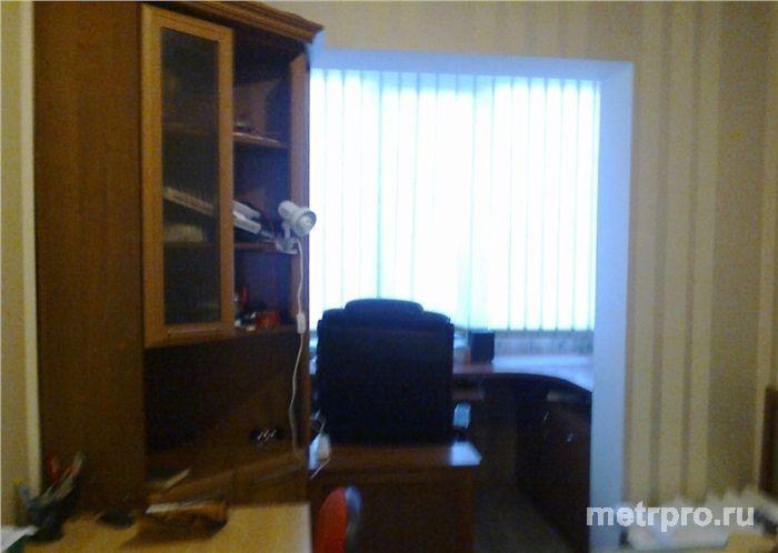Продается квартира в отличном состоянии с мебелью - встроенная кухня, рабочий кабинет, шкаф-куфе. Ванная, туалет и... - 3
