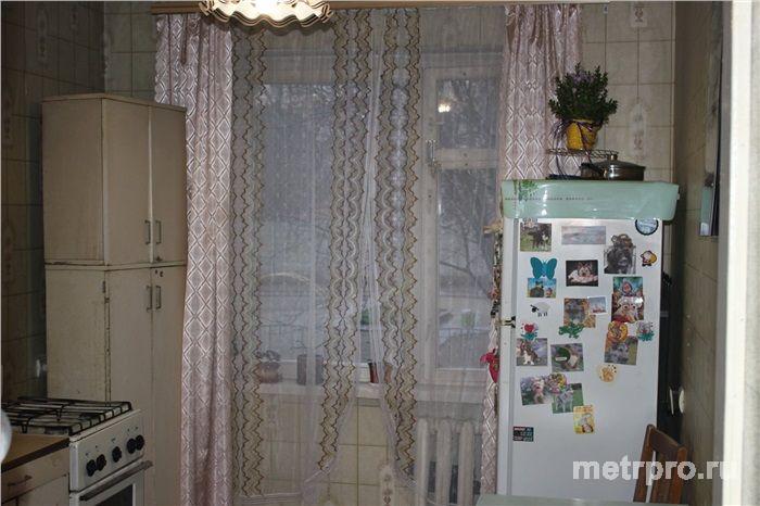 Продам 3-х комнатную квартиру по ул.Бела Куна. 1/9,63м2,жилая 37м2,кухня 9м2,2 балкона застекленные. Есть все...