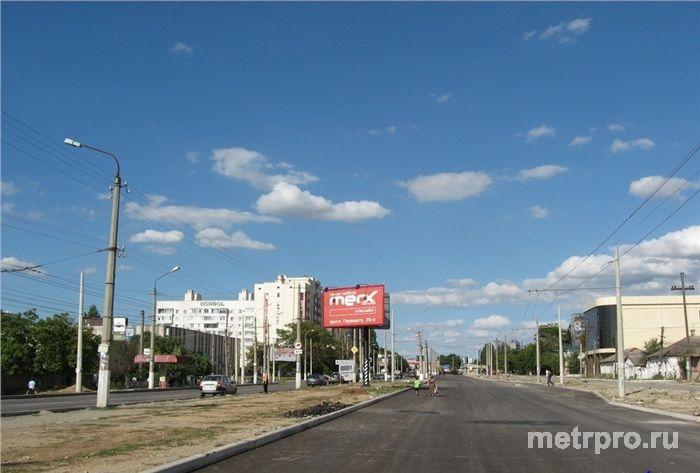 Продаю земельный участок по ул.Зуйская(Симферополь). 7 сот.земли,Участок ровный и видовой.Есть все необходимые...