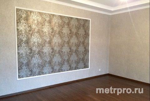 Продается дом в элитном районе города.320м2.Первый этажзал 40кв,кухня 24кв,кабинет 16кв,санузел7кв гардеробная10кв,... - 5
