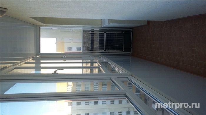 Продам очень красивую и уютную квартиру по ул. Лексина Общая площадь 70м2, жилая 40. 9/10 этаж. Комнаты раздельные.... - 2