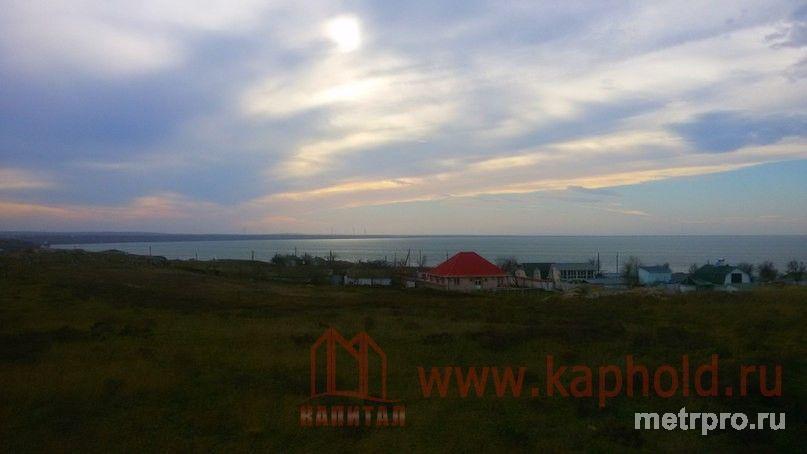 Продается участок в с. Золотое г.Керчь. Площадь 24 сотки. Хорошее место под пансионат, до моря 200 метров, песчаный...