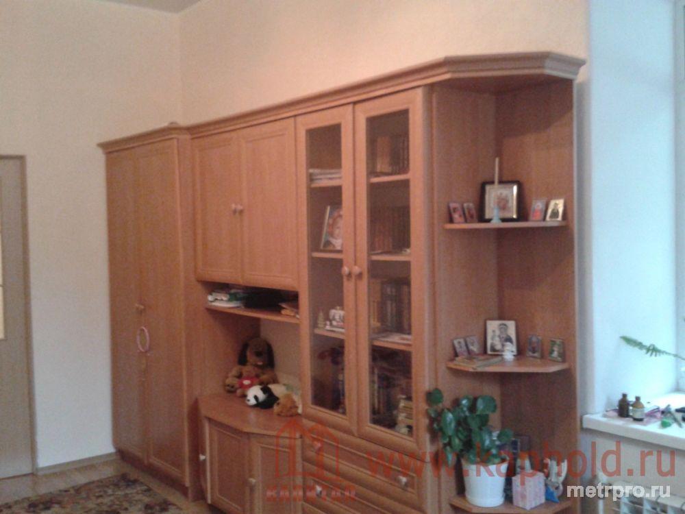 Продается однокомнатная квартира на ул. Дыбенко , общая площадь — 51 кв.м, жилая 18,6 кв.м, кухня 12,5 кв.м, с/у... - 1