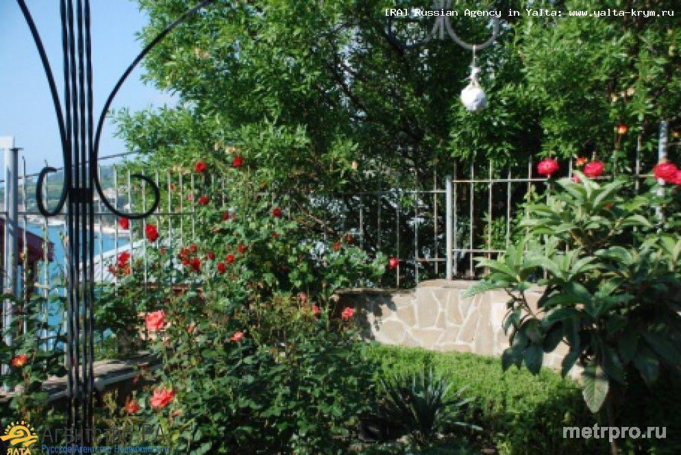 Продается дом в Гурзуфе с видом на море, дом располагается в тихом, красивом и уютном месте на трех сотках земли (гос... - 11