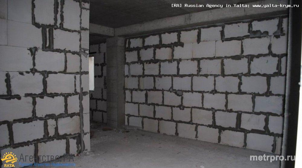 Продается квартира в Ялте, обшей площадью 37,4 м.кв., на 2 этаже 8-ми этажного дома, построенного в 2014 году. Дом... - 3