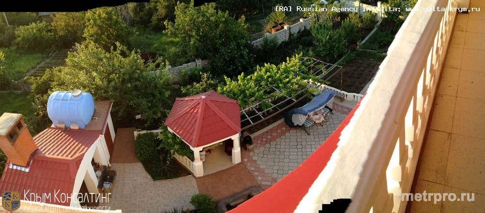 Предлагаем купить дом в Крыму, в известном городе Балаклава, под Севастополем. 3-этажный дом 250 м² (кирпич) на... - 2
