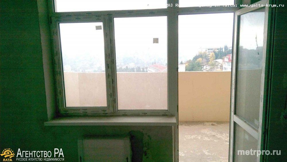 Продажа квартиры в Ялте. Здесь Вы найдете удобную планировку, установленные кондиционеры и шикарный вид на море, горы... - 4