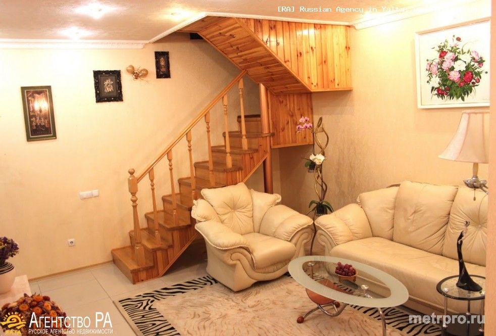 Продается дом в г. Алупка (15 км от Ялты, Крым). Из окон открываются великолепные виды на Черное море и гору... - 8