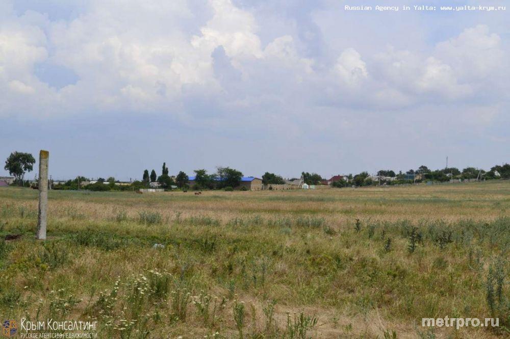 Продается земельный участок 90 соток в километре от моря, с. Береговое. 15+15+60 соток. Коммуникации находятся в 150...