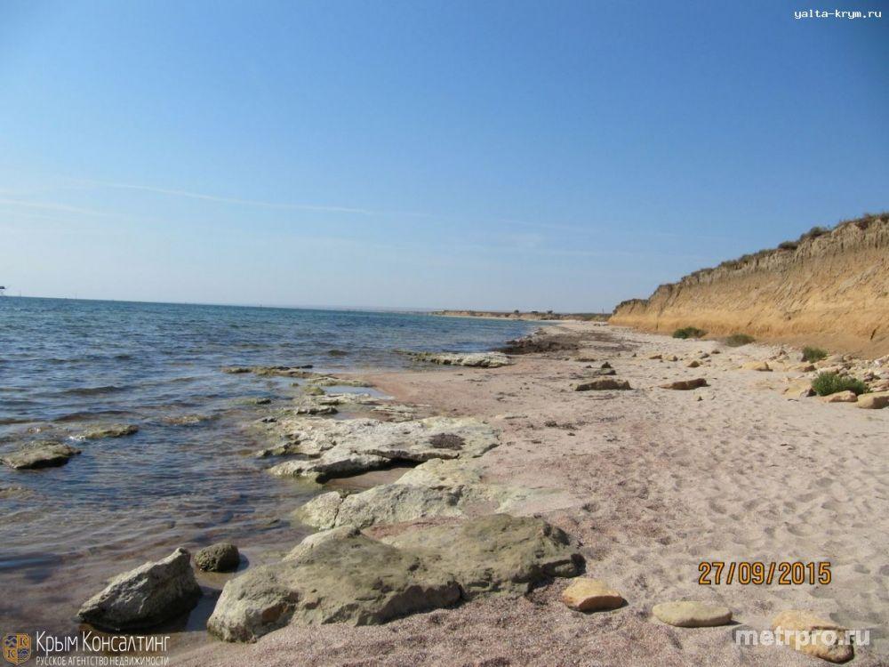Дома 43 м2 и 70 м2, ракушняк, шиферная крыша, без внутренней отделки. На дом и землю есть договора купли-продажи 2009... - 2