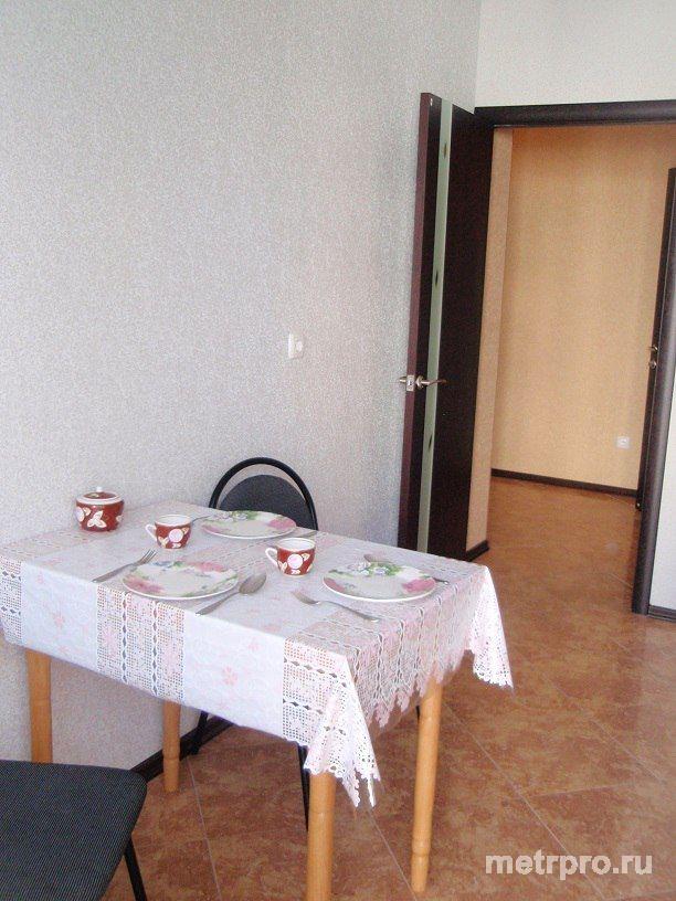 Однокомнатная посуточно Челнокова в Новострое есть все +797873901597 - 8