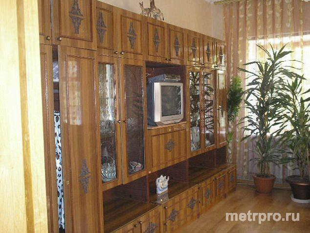 Четырехкомнатный дом для отдыха в Евпатории, находящийся в отдельном дворе, разделенном на две части. Одна из комнат... - 2